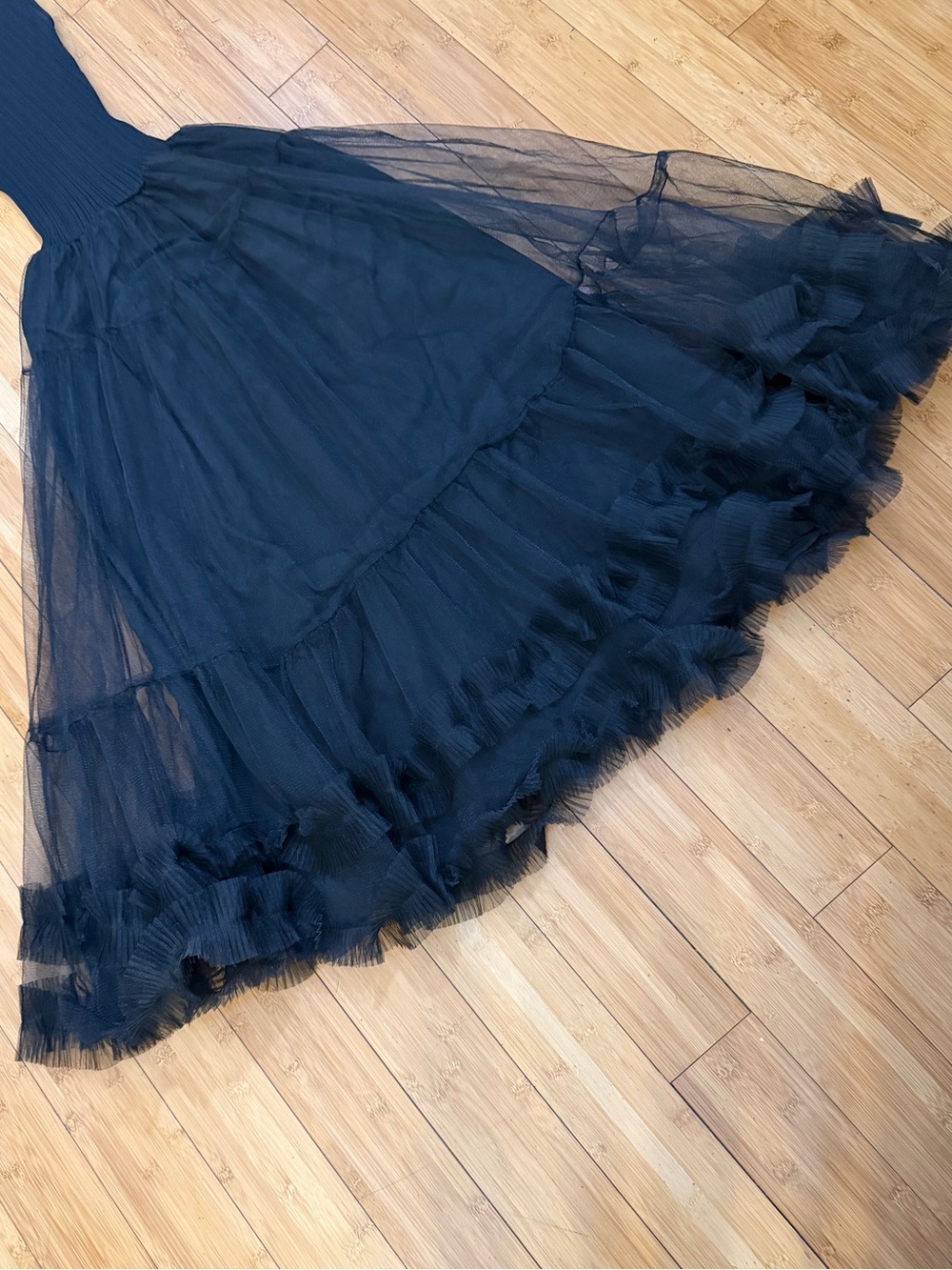 NWOT En Saison Darcy Sleeveless Mixed Media Tulle Gown Dress in Black Size S - Picture 5 of 15